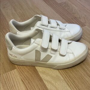 Veja Sneakers